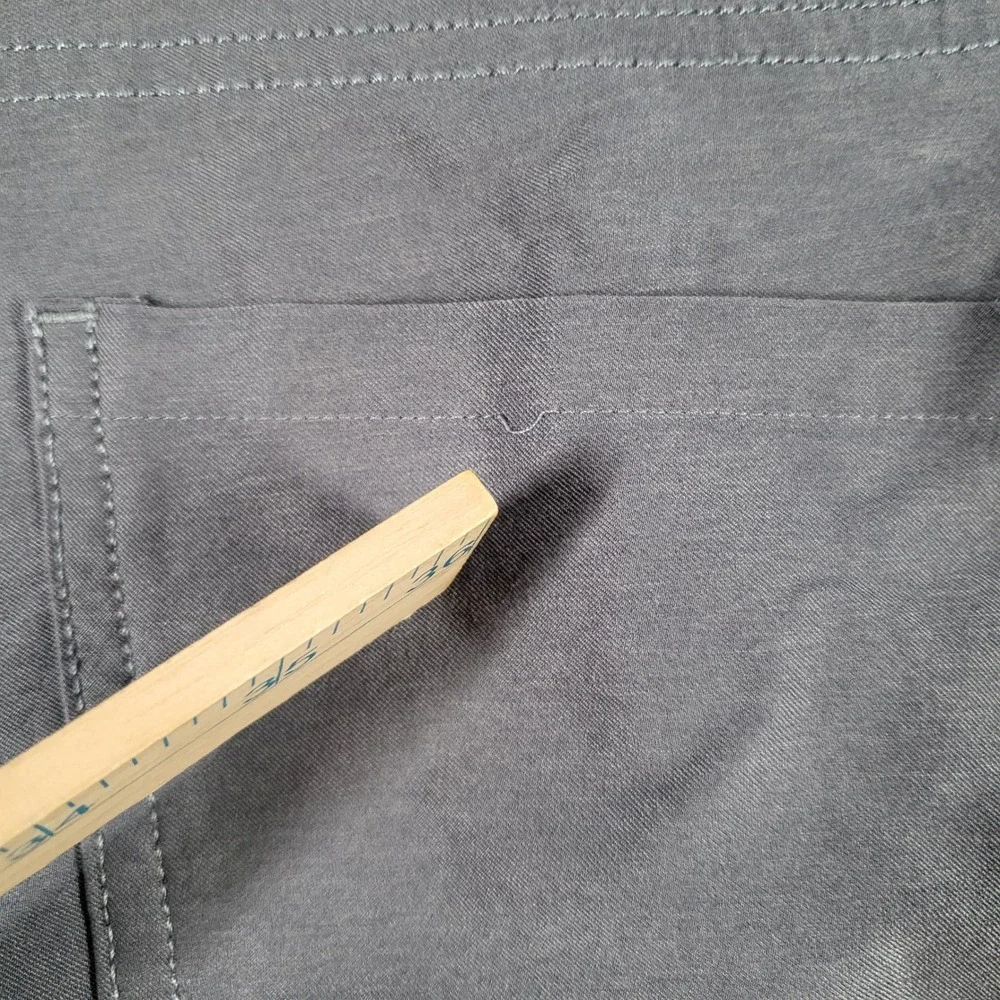 Adidas Golf Shorts‎ Men's 36 Gray Flat Front Performance Casual Athletic